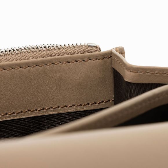 Gucci GG Supreme Dionysus Chain Wallet - Picture 11 of 15